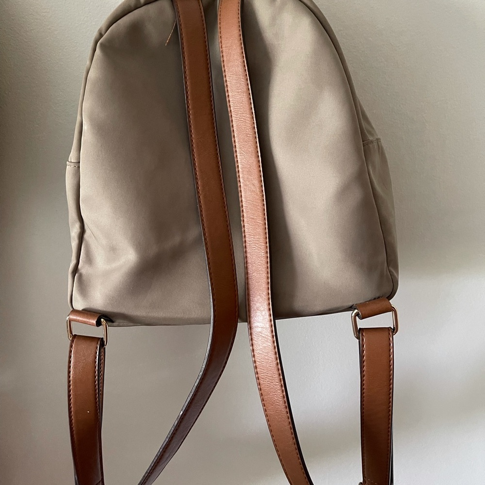 Tommy Hilfiger Backpack - Picture 2 of 5